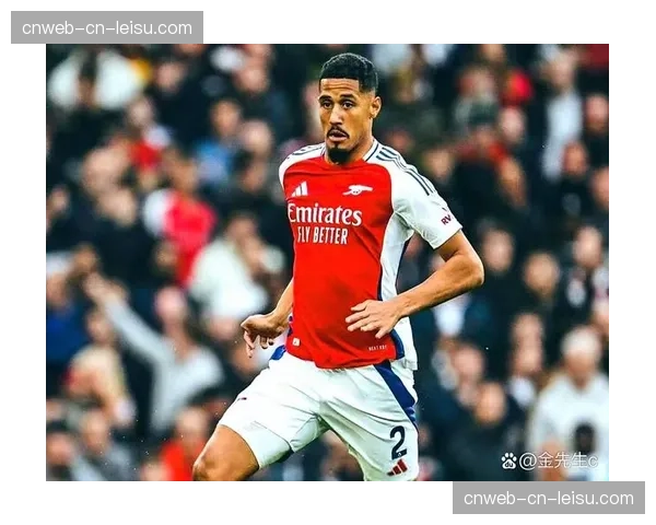 战术复盘：阿森纳零封曼联，萨利巴与加布里埃尔的中卫组合评分全场最高。